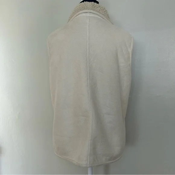 Women's Cream Shearling Vest - Picture 3 of 9